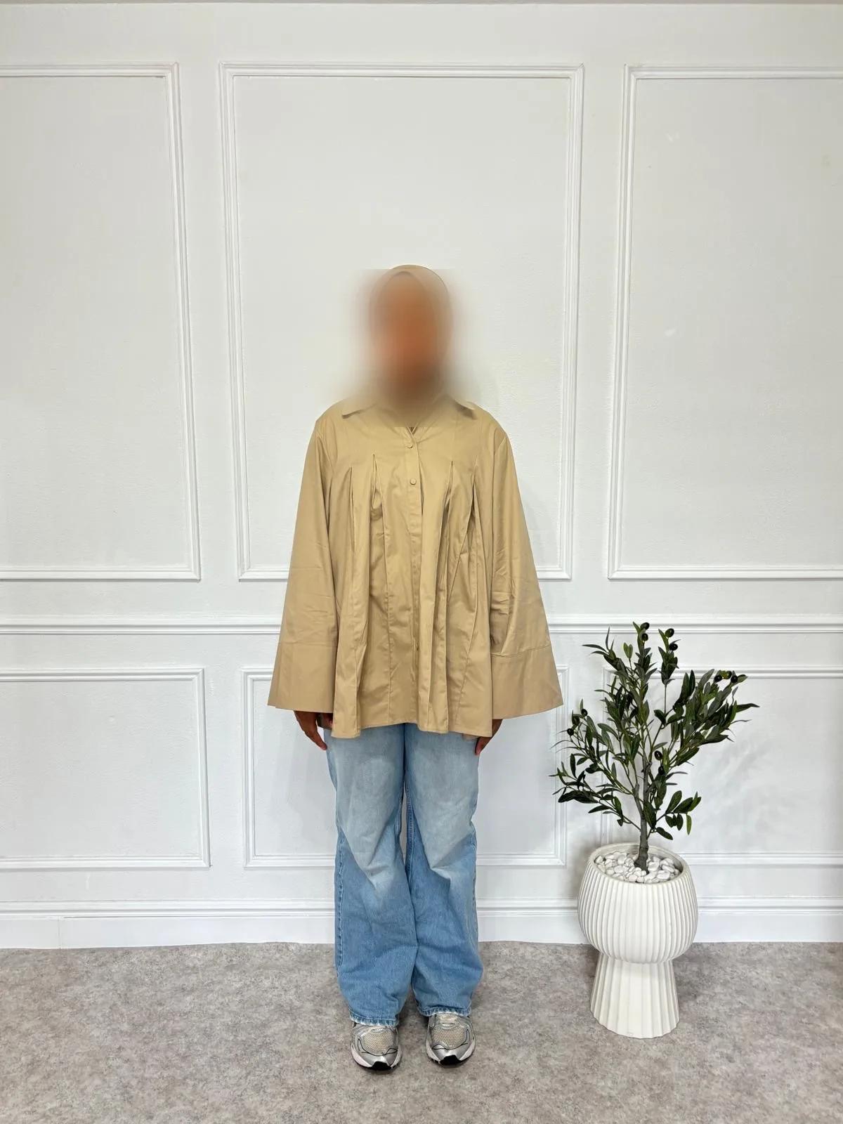 Taupe